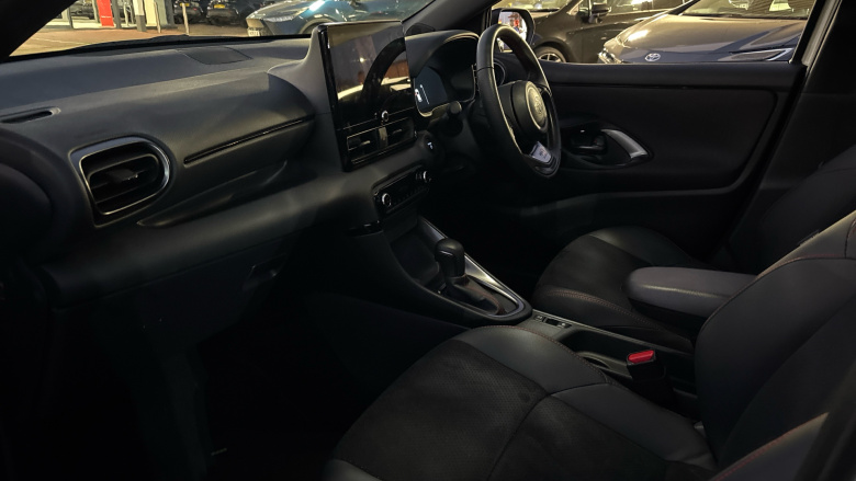 Toyota Yaris 1.5 Hybrid 130 GR Sport 5dr CVT Hybrid Hatchback